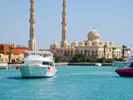 Hurghada-City-tour-and-Shopping.jpg