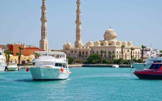 Hurghada-City-tour-and-Shopping.jpg